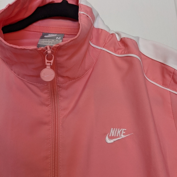 Nike Coral and White Windbreaker - Size Medium - Picture 2 of 6